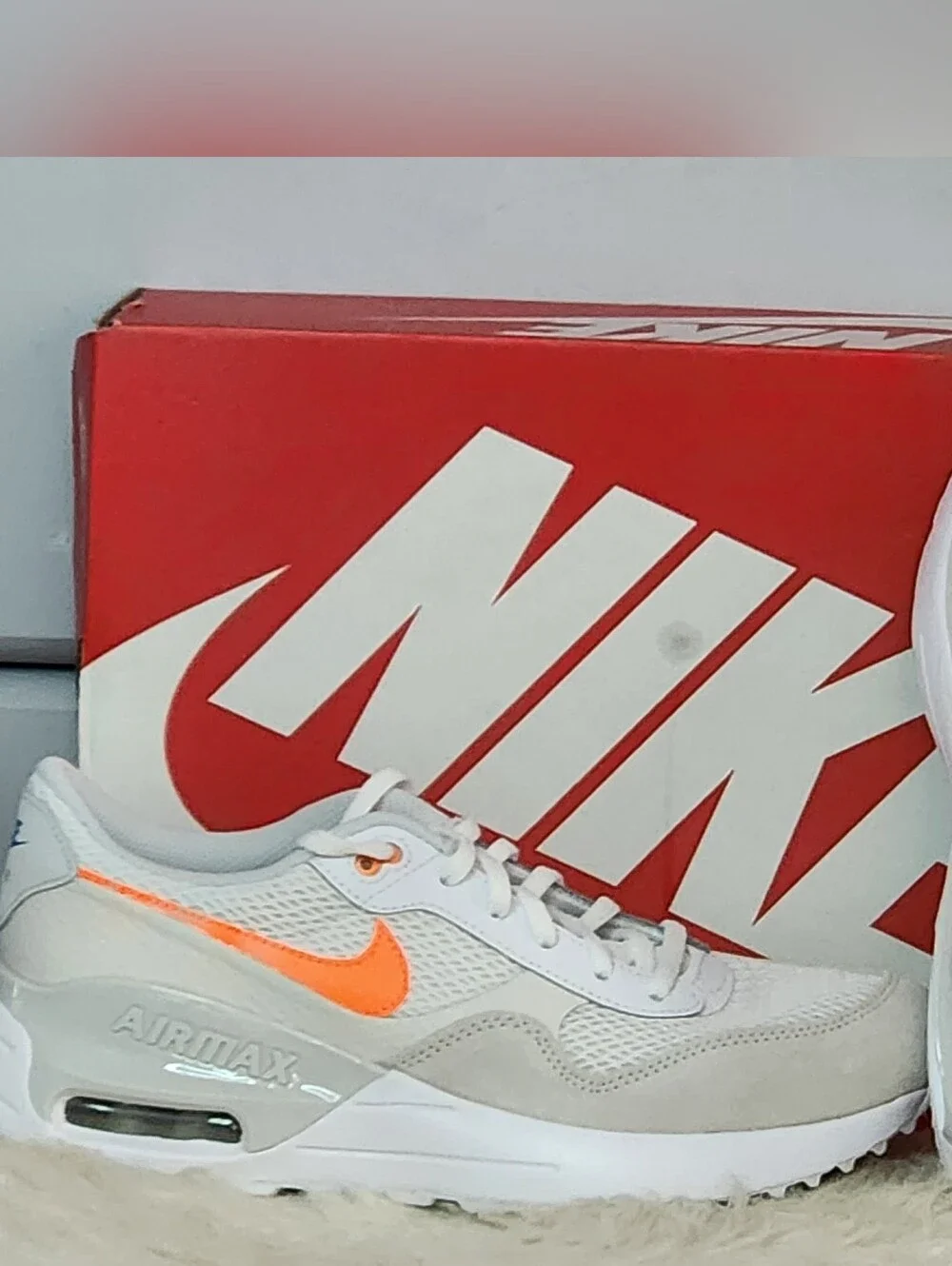 Nike Air System In White w/ Neon Orange & Blue Accents NIB Size 7y GS Women 8.5